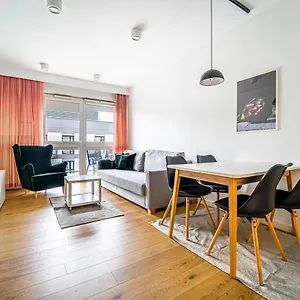 Grochowska Free Parking Apartament